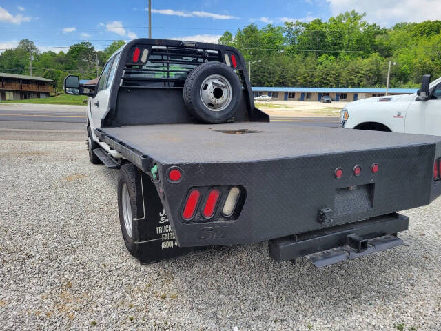 ford f-350 super duty chassis cab 2017 1FD8X3HT4HED06093 image ford f-350 super duty chassis cab 2017 1FD8X3HT4HED06093 image